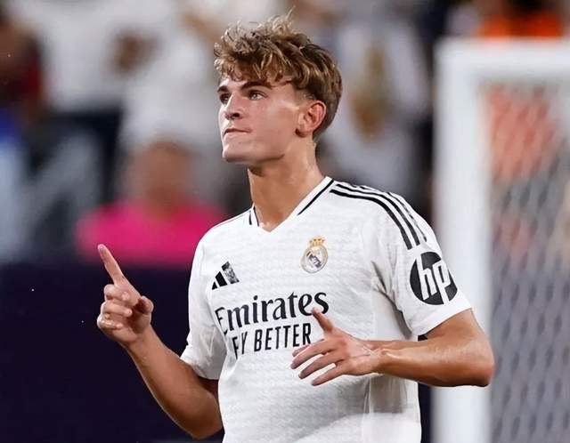 他在比赛中 他在比赛中