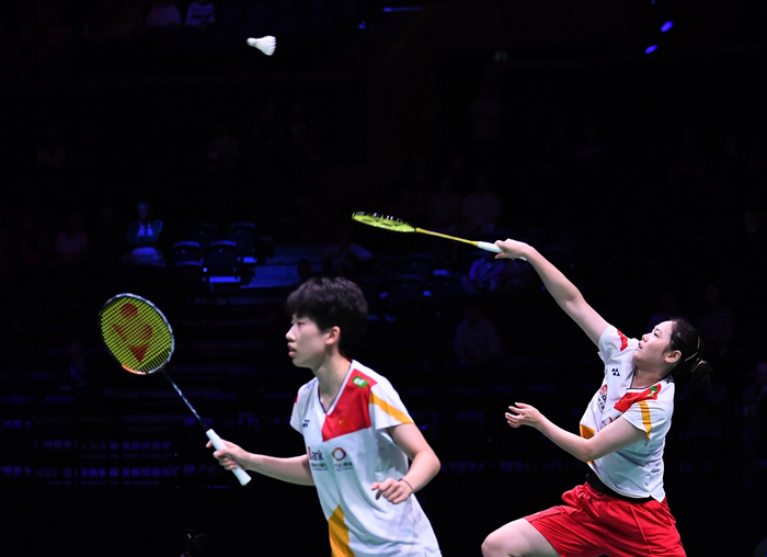 己的天地 己的天地