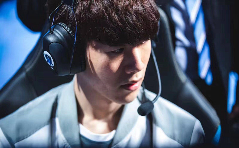 【NFL动态】海豚公布新赛季队长名单 泰瑞克-希尔无缘入选