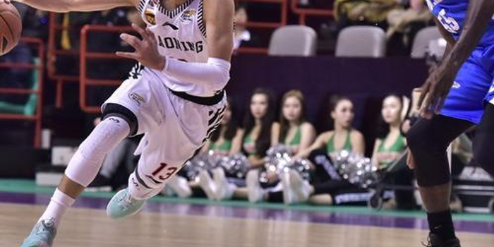 卡利亚里的 卡利亚里的