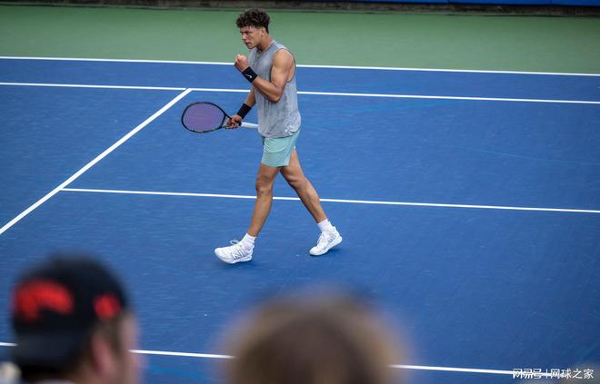 体与新媒体 体与新媒体